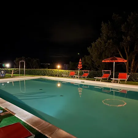 Alma Del - Charming Apartments- Il Carpignone La Pesta